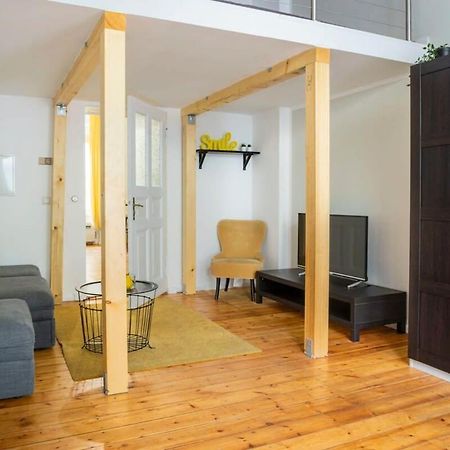Modern Plus Ac Plus Selfcheckin Берлин Екстериор снимка