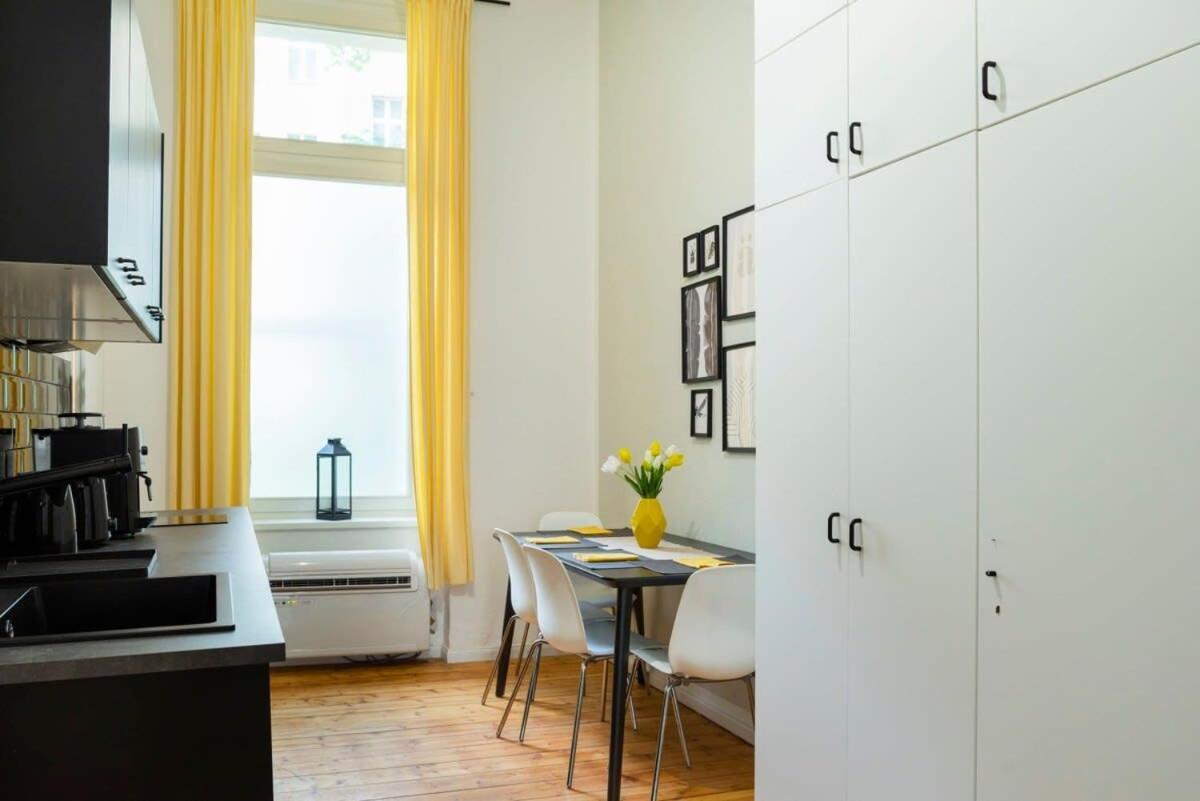 Modern Plus Ac Plus Selfcheckin Берлин Екстериор снимка